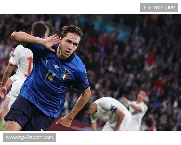 尤文基耶萨启动速度让防守者难以反应 尤文基耶萨启动速度让防守者难以反应